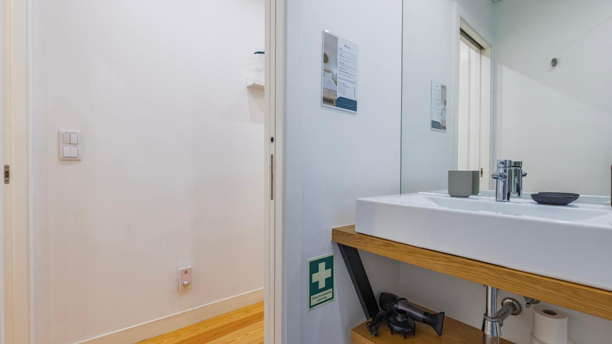 Apartment Modern In Bairro Alto By Lovelystay