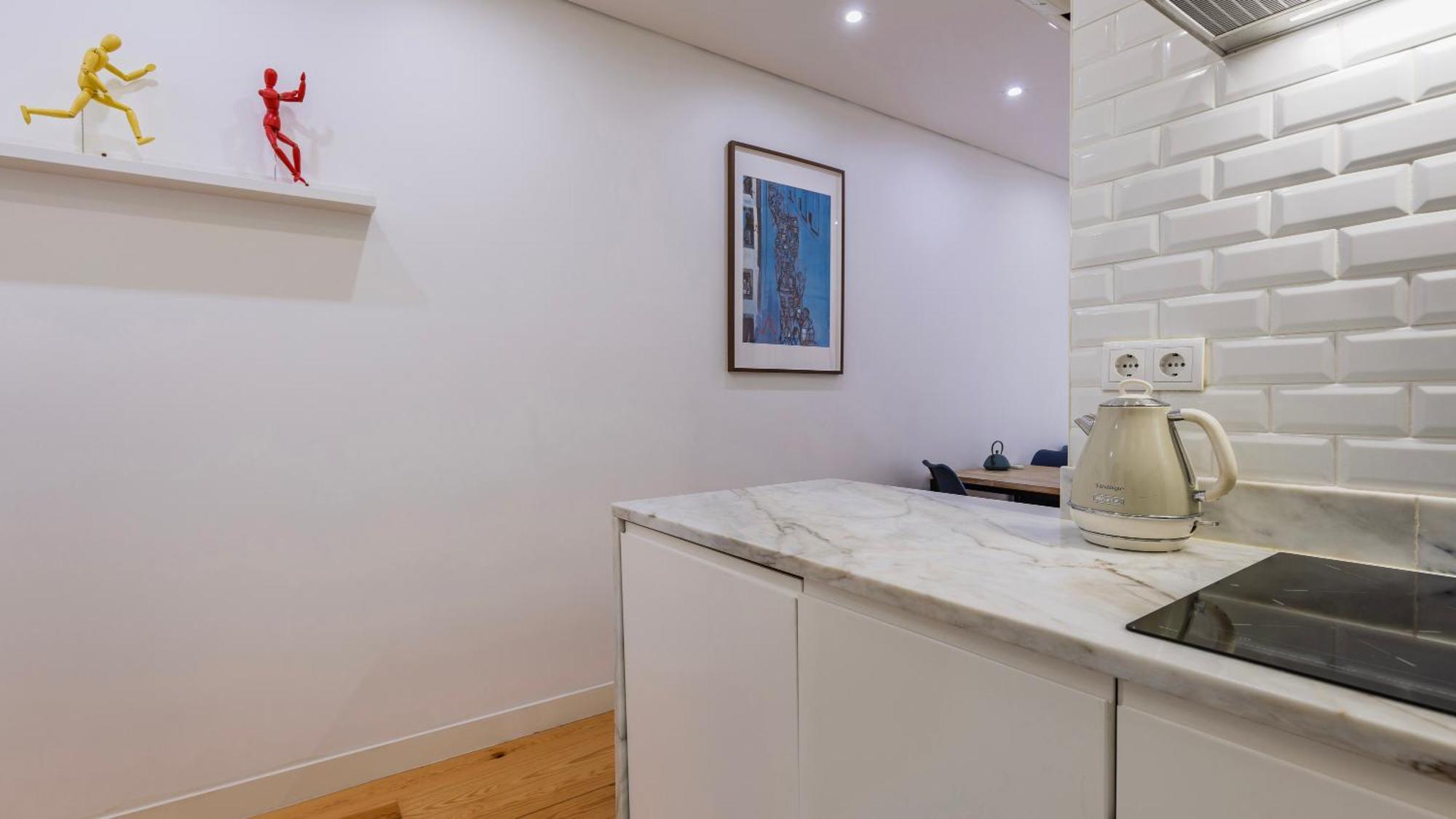 Modern In Bairro Alto By Lovelystay Apartment Lisbon